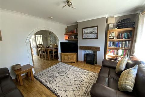 88 Flockton Crescent, Sheffield, S13 9QS