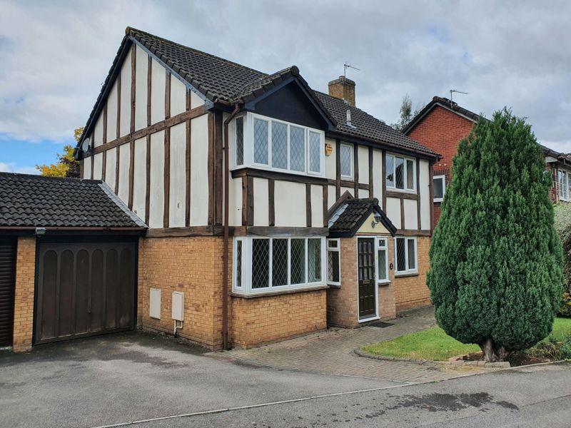 Stewarts Mill Lane, Abbeymead... 4 bed detached house £380,000