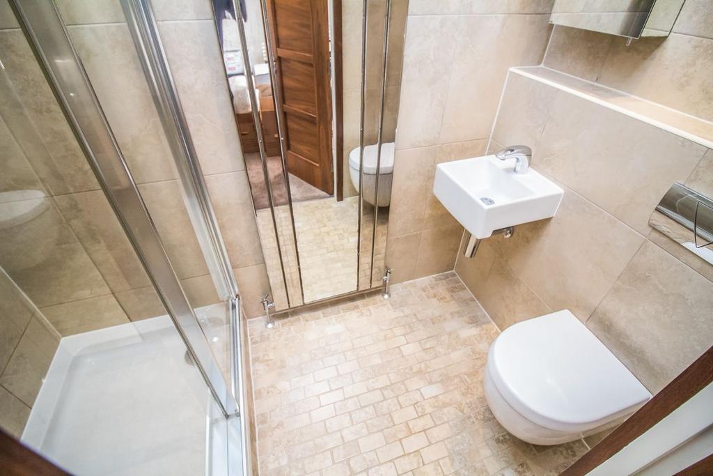 Bedroom 2 Ensuite