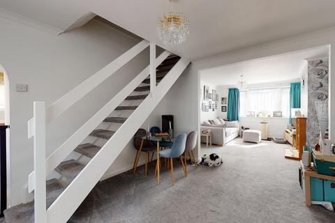 36 Hudson Close, Sturry, Canterbury, CT2 0HX