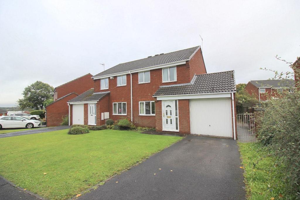Chalfont Way, Meadowfield, Durham 3 bed semidetached house £149,950