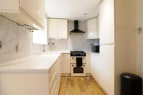 47 Lewis Road, Swanscombe, DA10 0JH