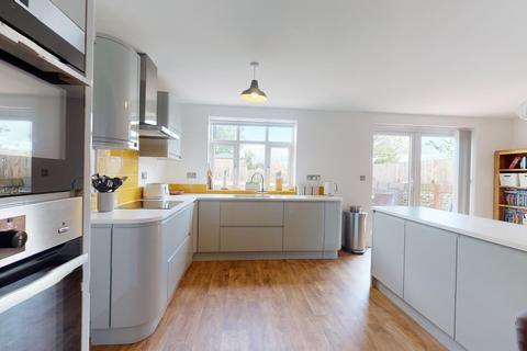 21 Foads Hill, Cliffsend, Ramsgate, CT12 5EL