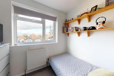 21 Foads Hill, Cliffsend, Ramsgate, CT12 5EL