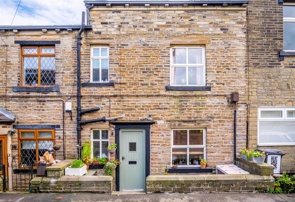 Booth Terrace, Booth, Luddenden, Halifax 2 bed character property £