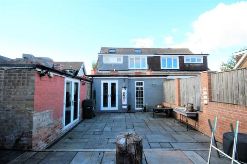 9 Farington Drive, Marton In Cleveland, Middlesbrough, TS7 8PH