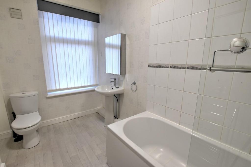 Bathromm Shot 1.jpg