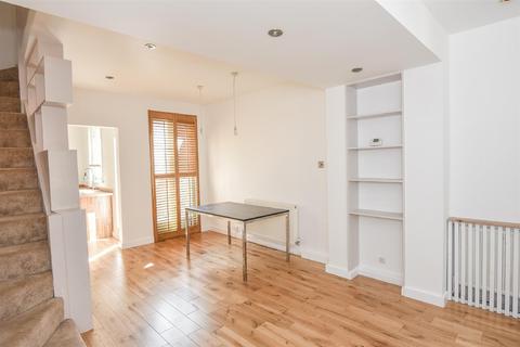 2 bedroom terraced house to rent - Sutherland Street South Bank