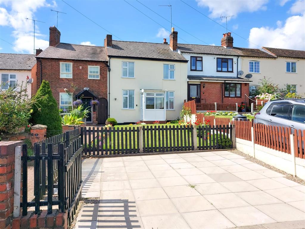 Severn Road, StourportOnSevern 3 bed terraced house £185,000