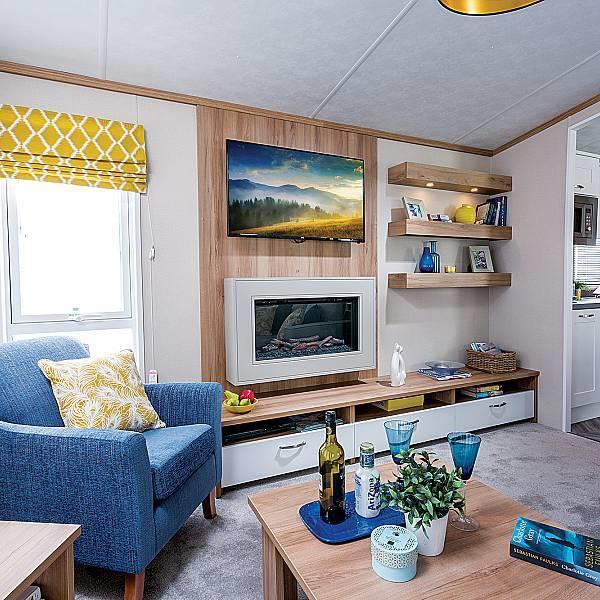 Livingroom 2.jpg