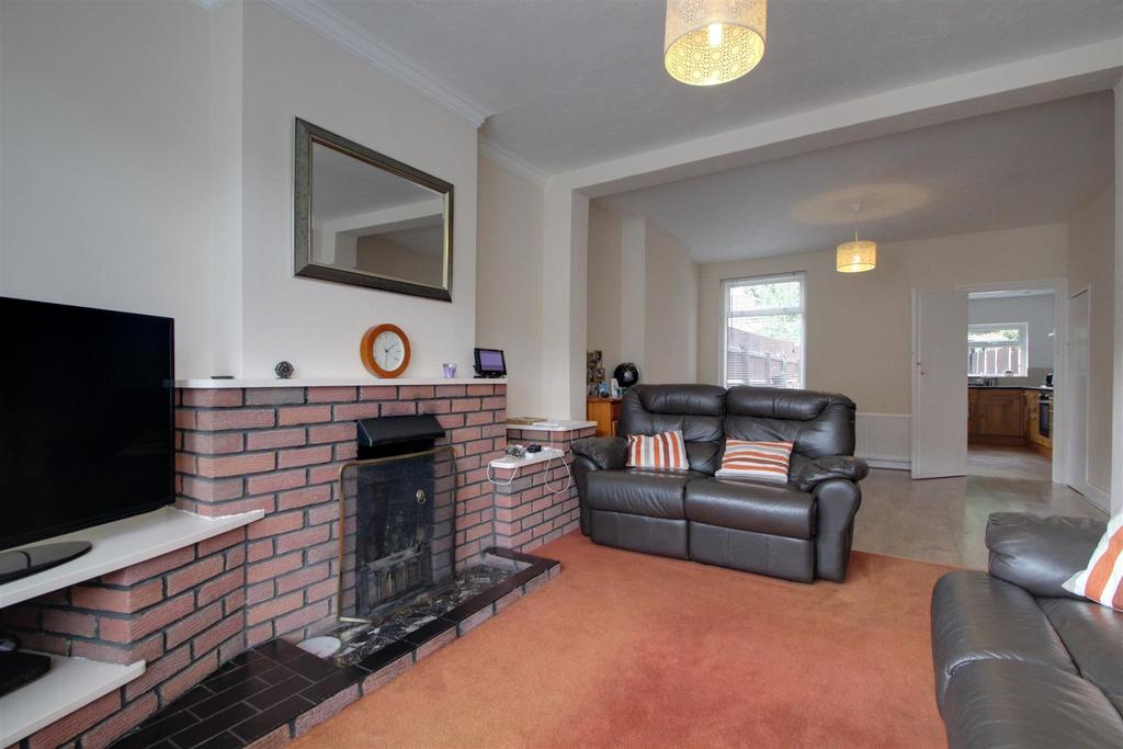 Diamond Road, Watford 3 bed terraced house £450,000