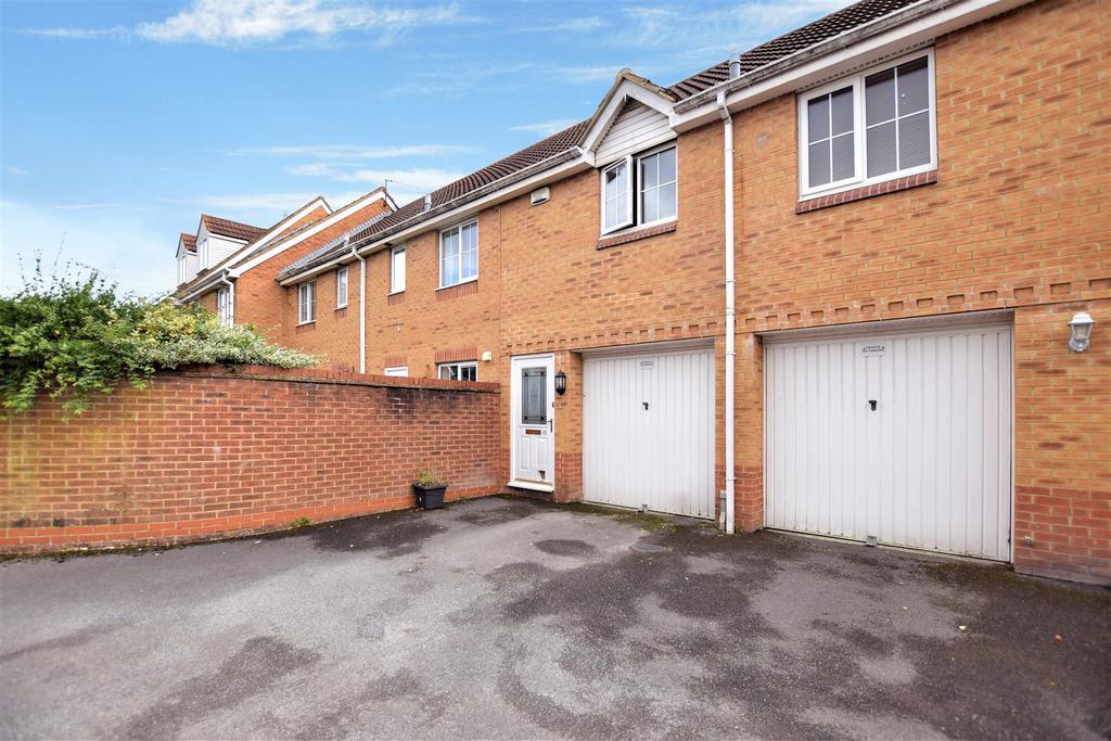 Galingale Way, Portishead 2 bed coach house £269,950
