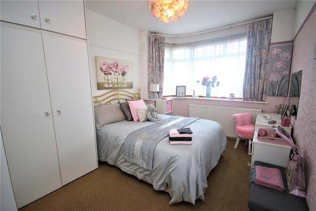 Bedroom 1: