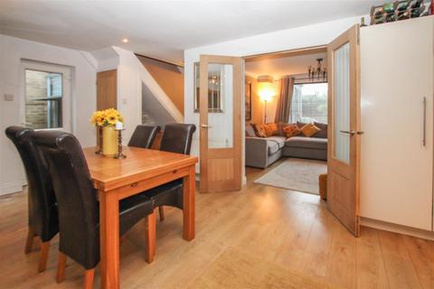 60 Hamilton Crescent, Warley, Brentwood, CM14 5ES