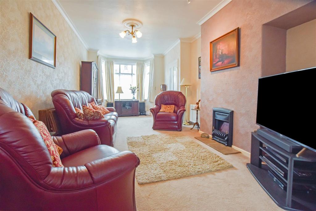 Park Lane, Cottingham 3 bed property £200,000