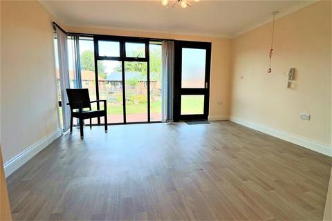 29 Carlton Hall Gardens, Carlton Hall Chapel Road, Carlton Colville, Lowestoft, NR33 8BL