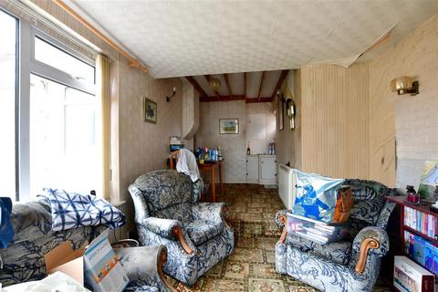 39 Brook Barn Way, Goring By Sea, Worthing, BN12 4DN