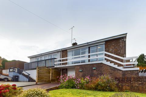 2 bedroom semi-detached bungalow to rent, Shakespeare Close, Torquay