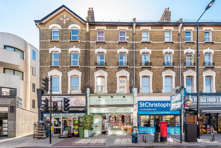 Kirkdale Sydenham SE26 2 bed flat £1,550 pcm (£358 pw)