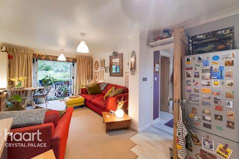 1 bedroom flat for sale - 112 Church Road, London