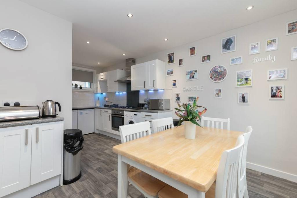 7 Atkinson Road, Hawick, TD9 7BP 3 bed terraced house £115,000