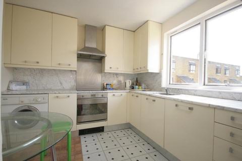 2 bedroom flat to rent - Chesterton Square, London, W8