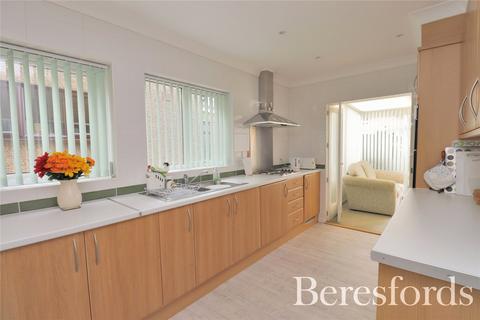 5 Tylers Close, Chelmsford, CM2 9DY