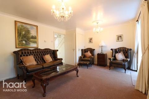 5 Cavell Crescent, Harold Wood, Romford, RM3 0WL