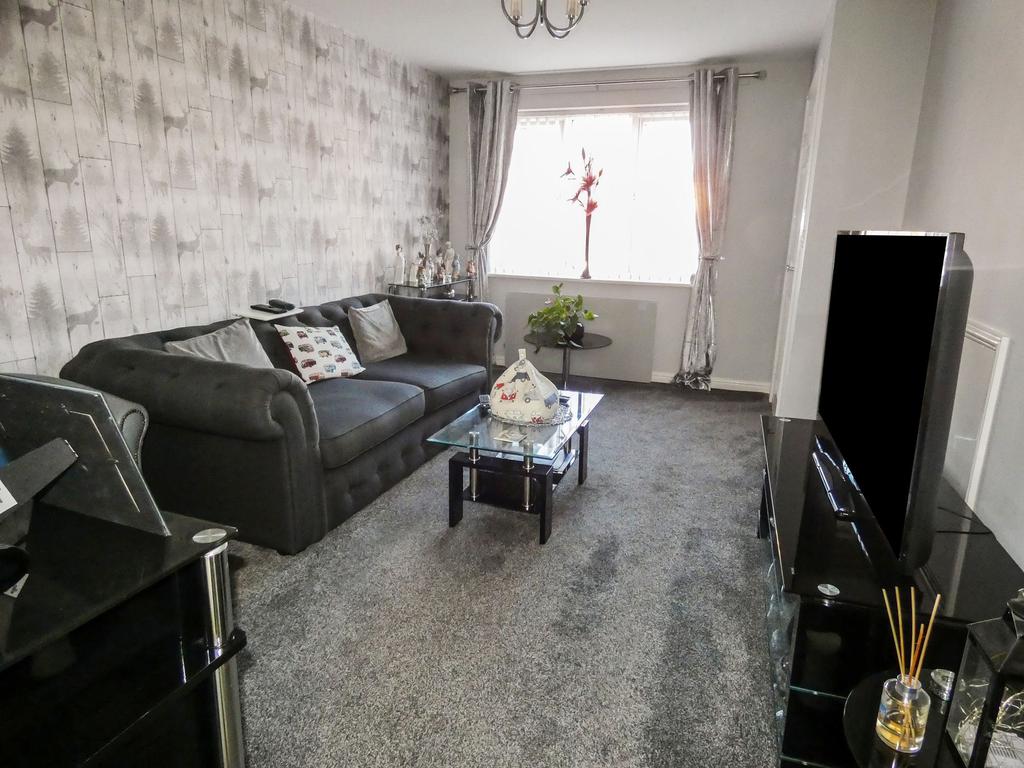 Montrose Crescent, Hebburn, Hebburn... 3 bed semidetached house £165,000