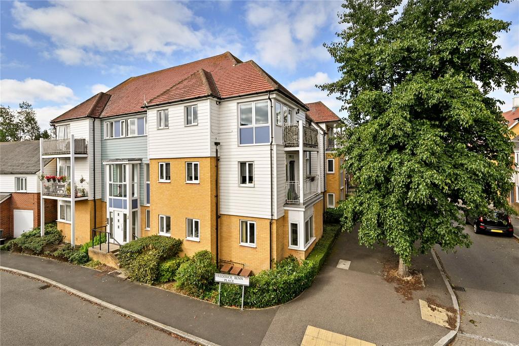 Frederick Benn Place, Repton Park, Ashford, Kent, TN23 1 bed apartment £170,000
