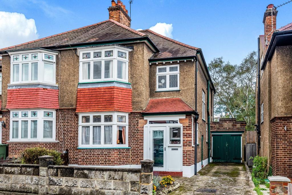 Cheviot Road, West Norwood 3 bed semidetached house £850,000