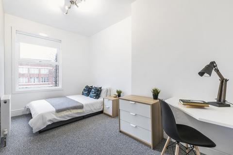 5 bedroom house to rent - Winfield Place, Leeds LS2