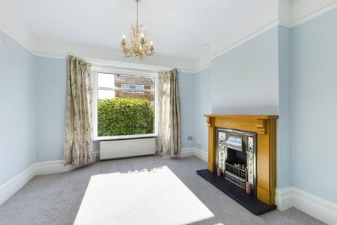 4 bedroom semi-detached house for sale, Moorland Road, Boxmoor, HP1