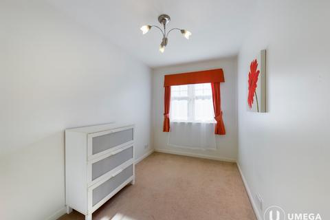 2 bedroom flat to rent, Springfield Lane, Leith, Edinburgh, EH6