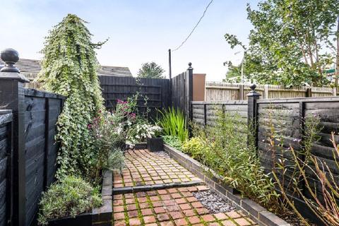 6a Edgington Road, London, SW16 5BS