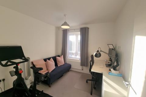 14 Johnstone Close, Bracknell, RG12 2GU