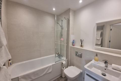 14 Johnstone Close, Bracknell, RG12 2GU