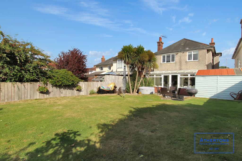 Victoria Avenue, Bournemouth, BH9 5 bed detached house £475,000