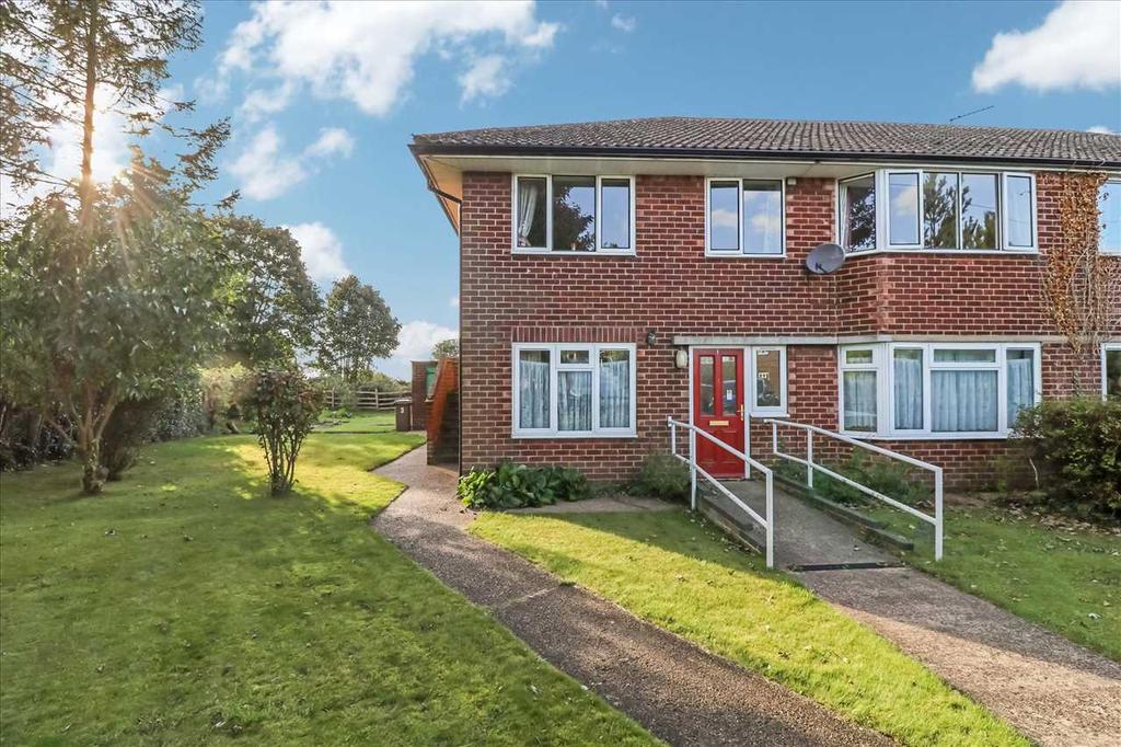 Mill Mere Road, Waddington, Lincoln 2 bed apartment £115,000