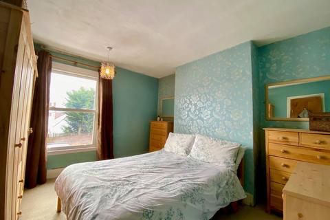 64 Miskin Road, Dartford, DA1 2NB