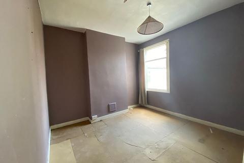 22a Bensham Grove, Thornton Heath, CR7 8DA