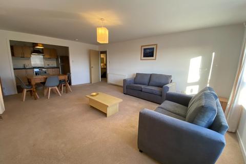 3 bedroom flat to rent, Finlay Drive, Dennistoun, Glasgow, G31