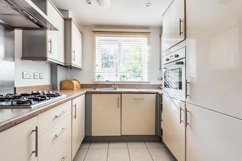 35 Hengest Avenue, Esher, KT10 0BP