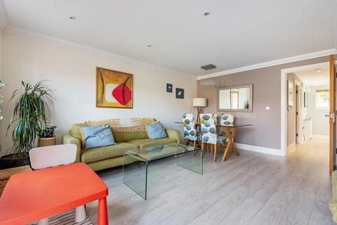 35 Hengest Avenue, Esher, KT10 0BP