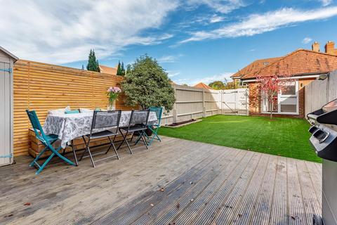 35 Hengest Avenue, Esher, KT10 0BP
