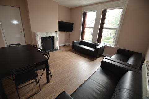 7 bedroom house to rent, 72-74 Brudenell Road, Leeds LS6