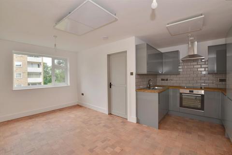 1 bedroom flat for sale, Ferndale Close, Tunbridge Wells, Kent