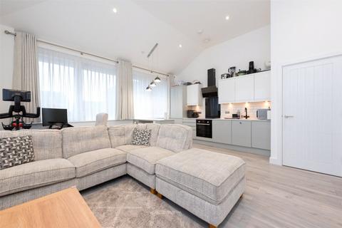 1 bedroom apartment to rent, Victoria Avenue