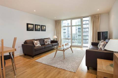 2 bedroom apartment for sale, Howard Building, Chelsea Bridge Wharf, London, SW11