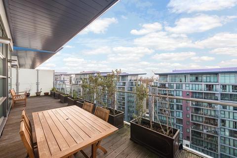 2 bedroom apartment for sale, Howard Building, 368 Queenstown Road, London, SW11